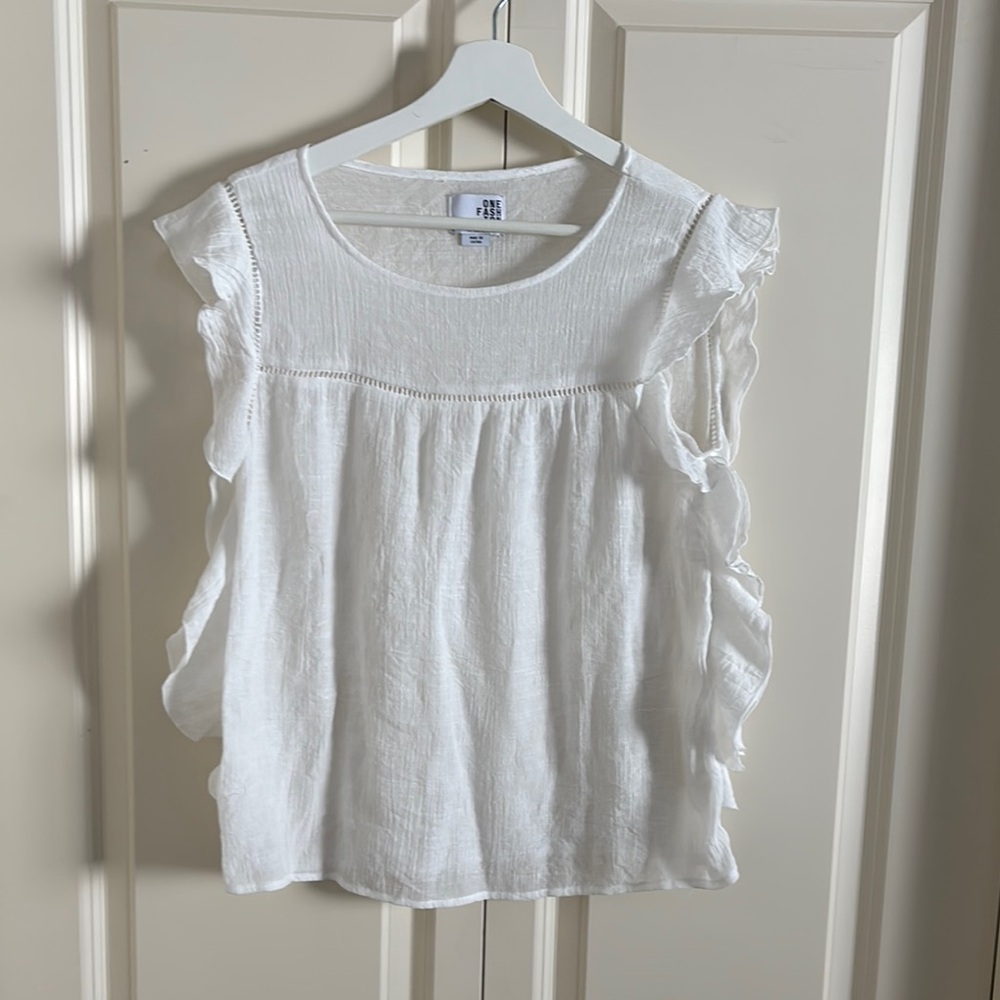 Vero Moda White Ruffled Blouse